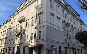 L'Arco Trieste Studio Living 2